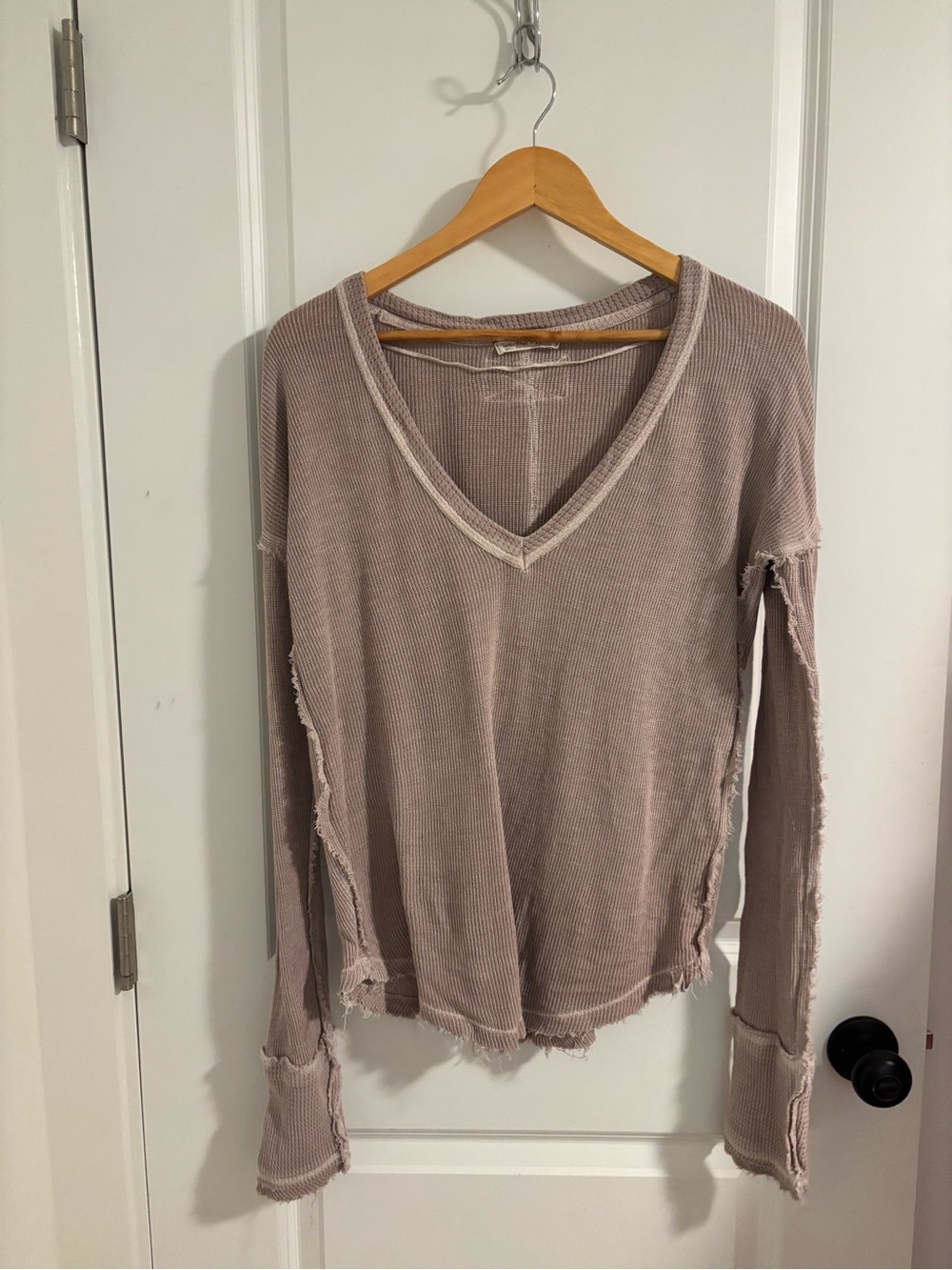 FREE PEOPLE We The Free Sail Away Long-Sleeve Cotton T-Shirt Flannel Small - Picture 4 of 9